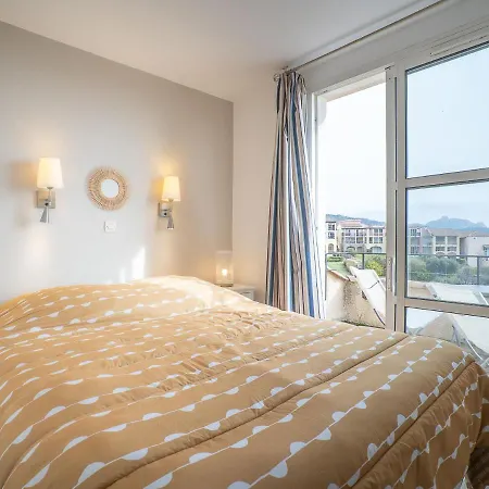 L'esquinade J5 226 By Interhome Apartmán